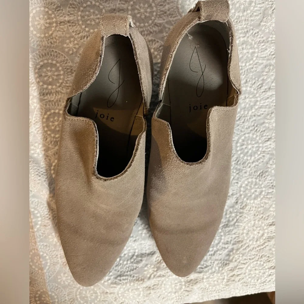 Joie Rowen Suede Leather ankle cutout booties in Taupe, Women’s size 6.5, Rodeo